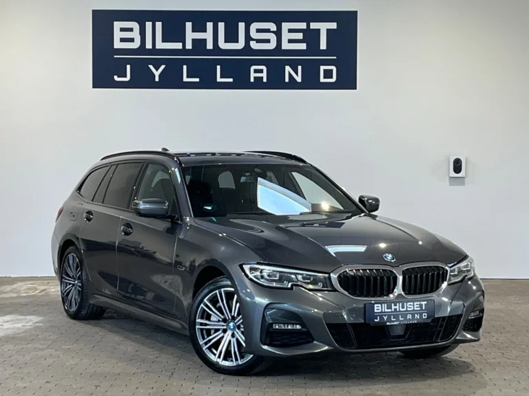 Bilhuset Jylland I Vejle. Nyere, Brugte Biler. Bmw 330E Touring M-Sport Aut.
